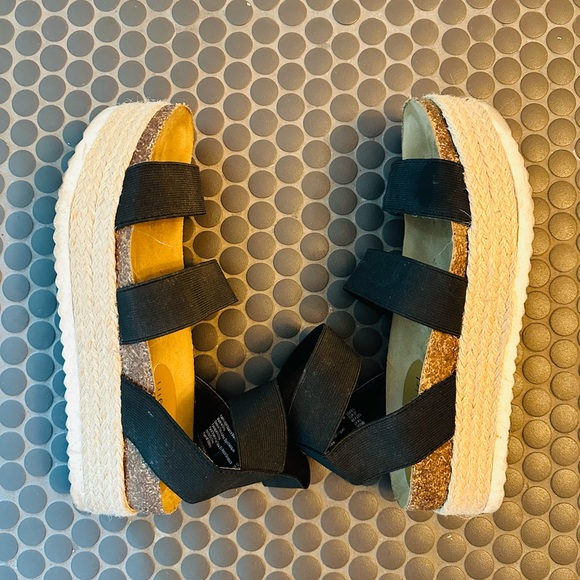 Steve Madden Madden Girl Espadrille Flatforms - Picture 10 of 11